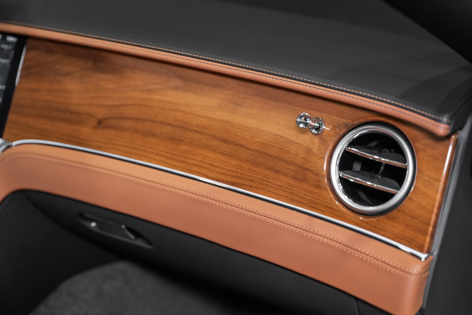 New 2024 Bentley Continental GT V8 AWD/4WD image 48