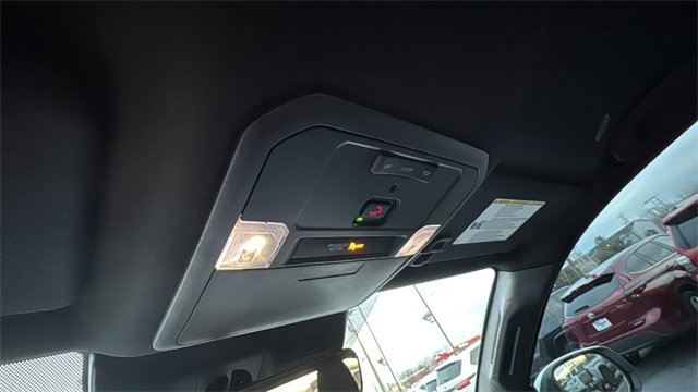Used 2025 Toyota Tacoma TRD Off-Road image 22