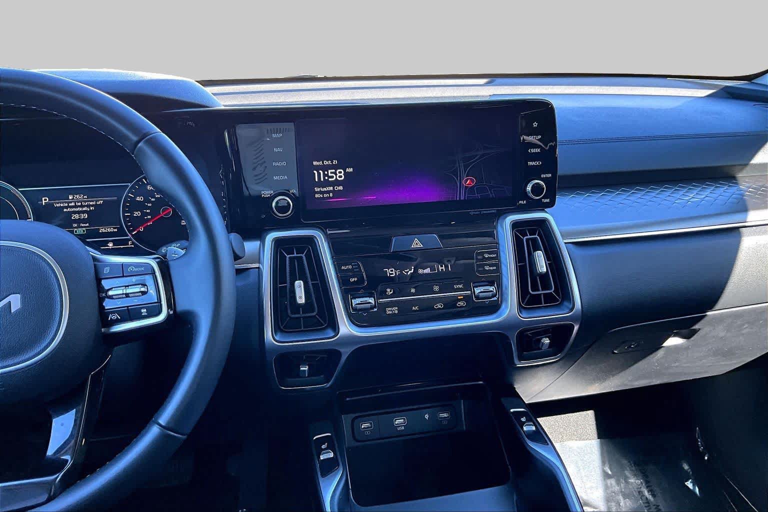 Used 2023 Kia Sorento EX w/ Panoramic Sunroof Package AWD/4WD image 7