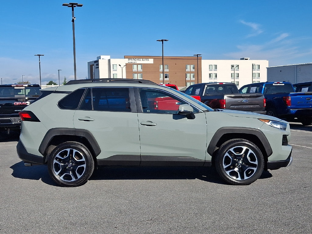 Used 2020 Toyota RAV4 Adventure AWD/4WD image 7