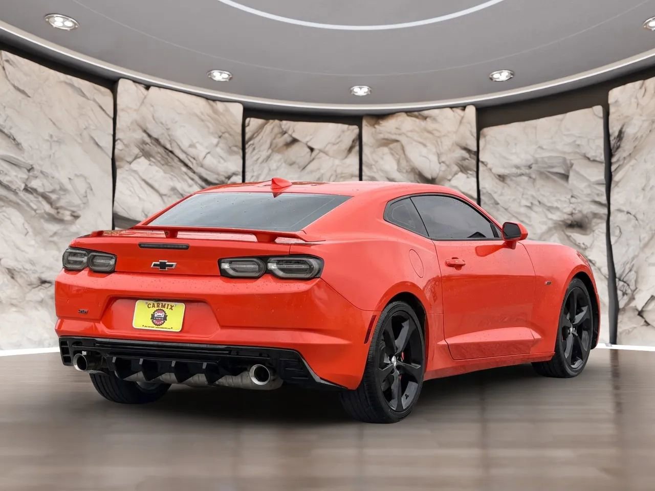 Used 2019 Chevrolet Camaro SS RWD image 5