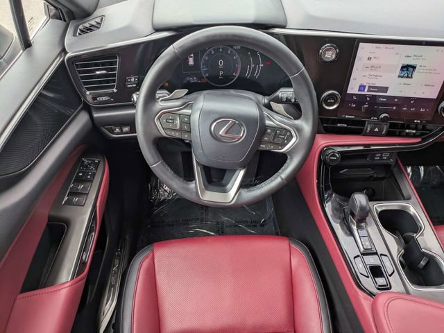 Used 2024 Lexus NX 250 FWD w/ Towing Package (2000 Lbs) image 13