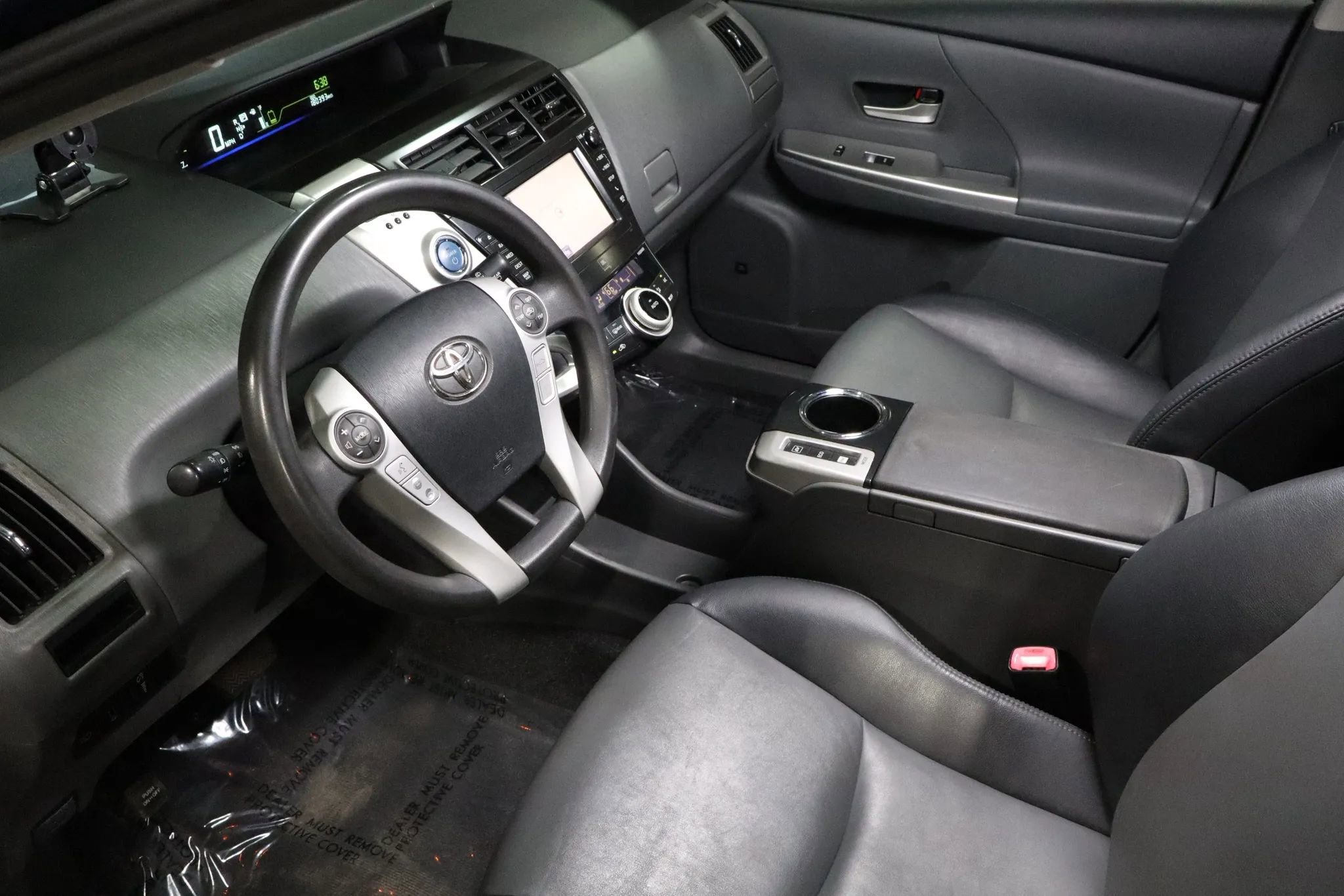 Used 2012 Toyota Prius V Five image 8