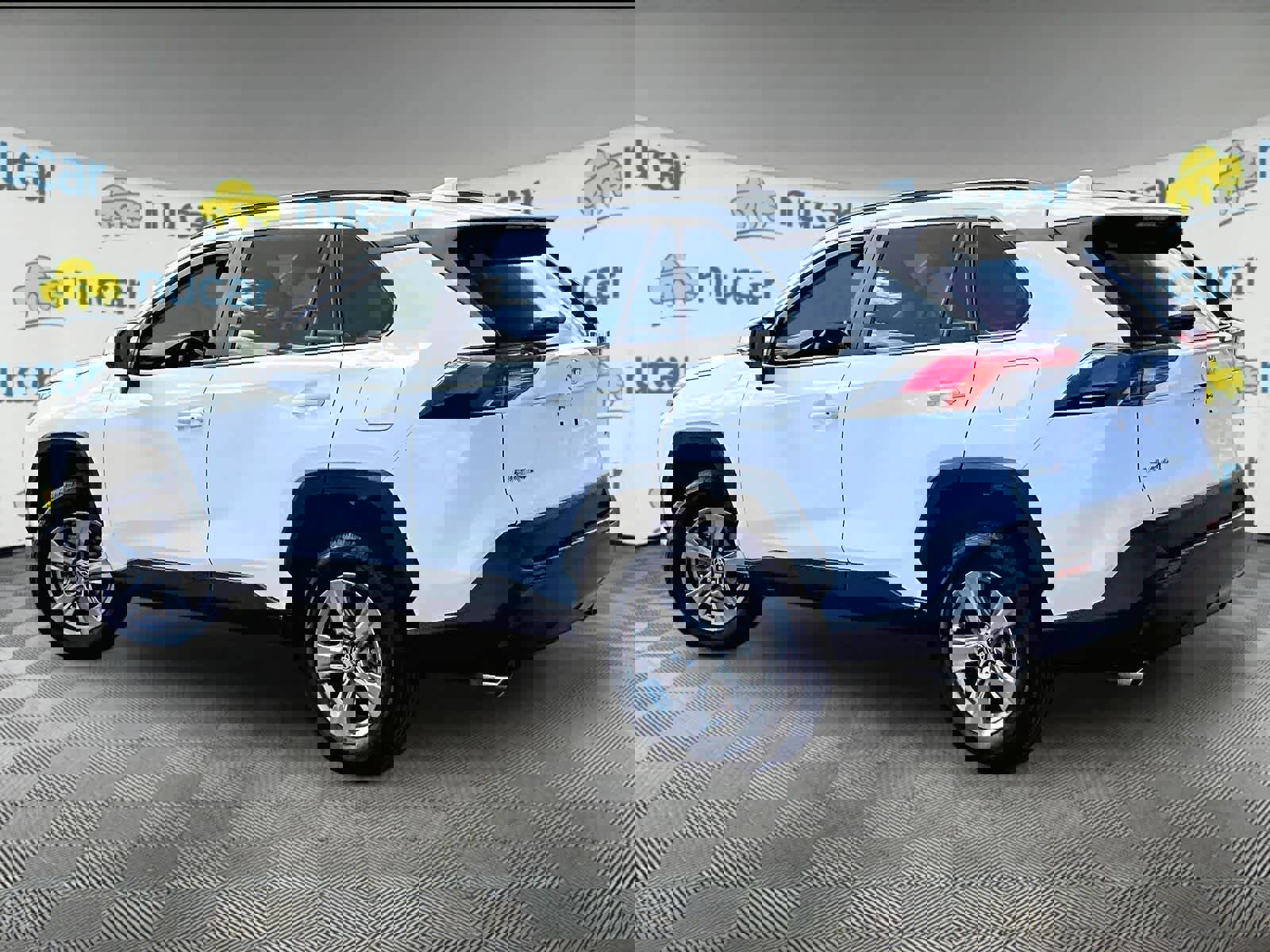 Used 2024 Toyota RAV4 XLE FWD image 4