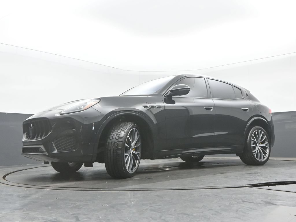 Used 2023 Maserati Grecale Modena AWD/4WD image 29