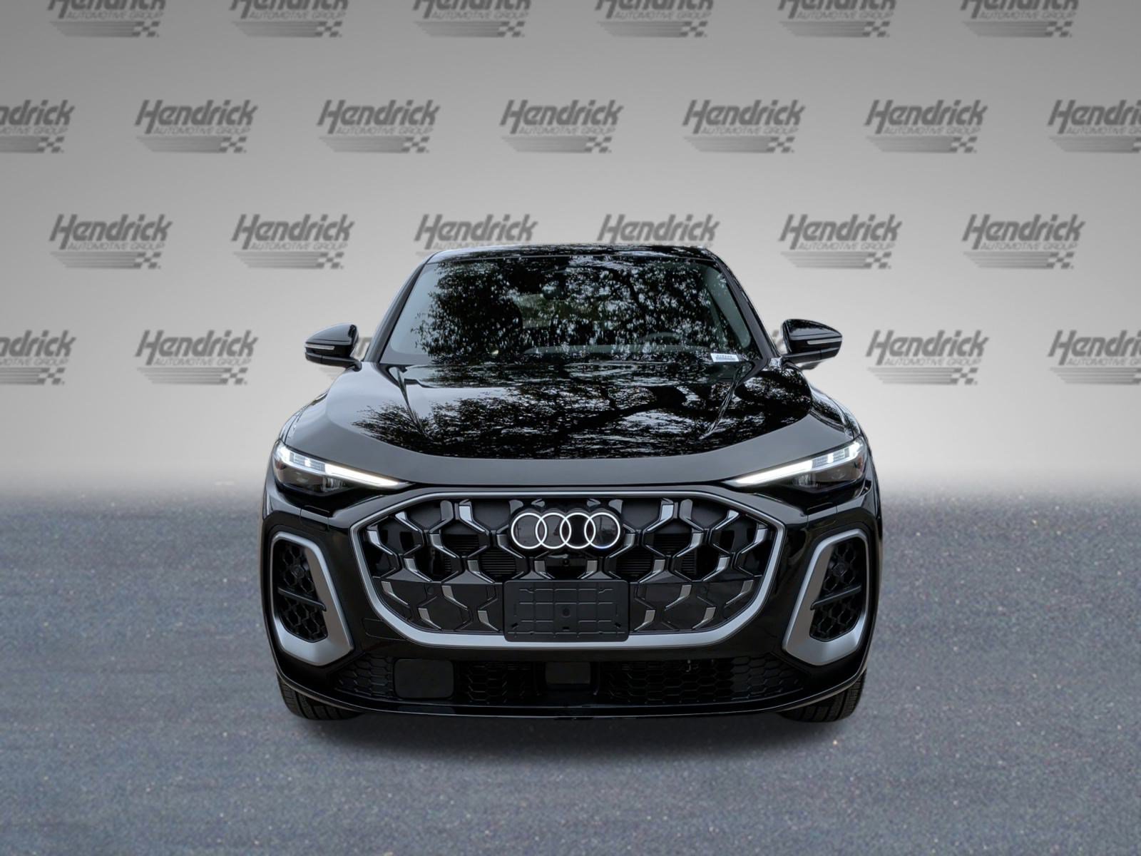Used 2025 Audi Q5 Premium Plus AWD/4WD image 3