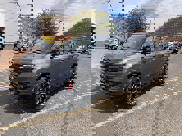 New 2025 Jeep Grand Wagoneer Series II Obsidian w/ Quick Order Packagew 28T image 2