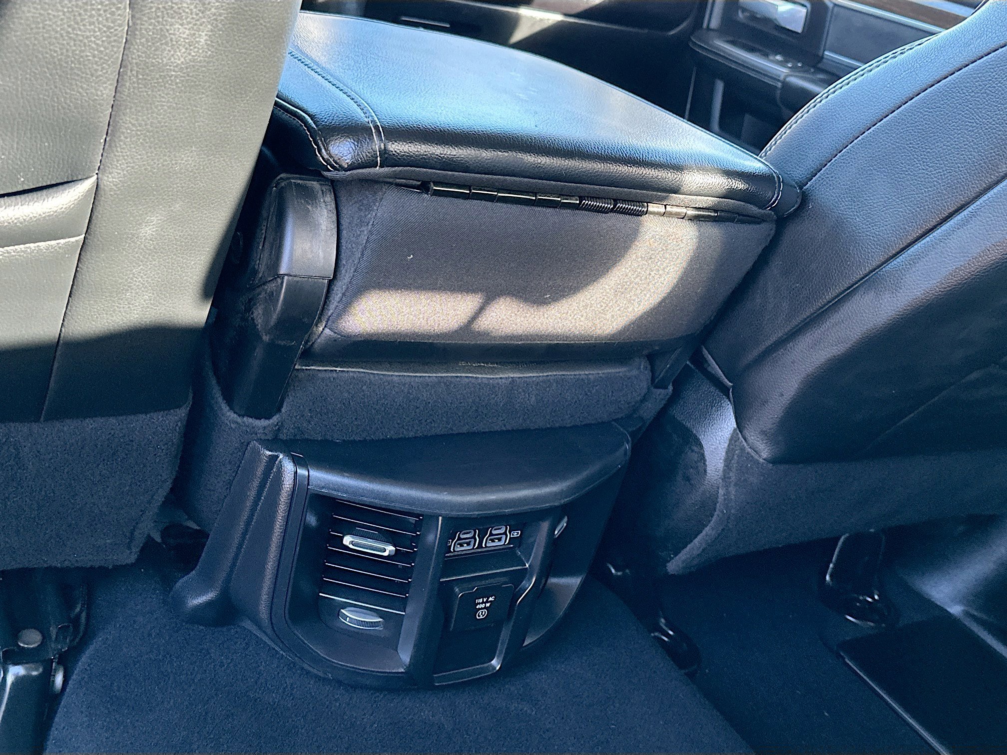 Used 2024 RAM 2500 Laramie image 28