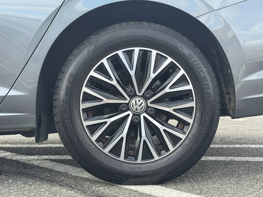 Used 2021 Volkswagen Jetta SE image 29
