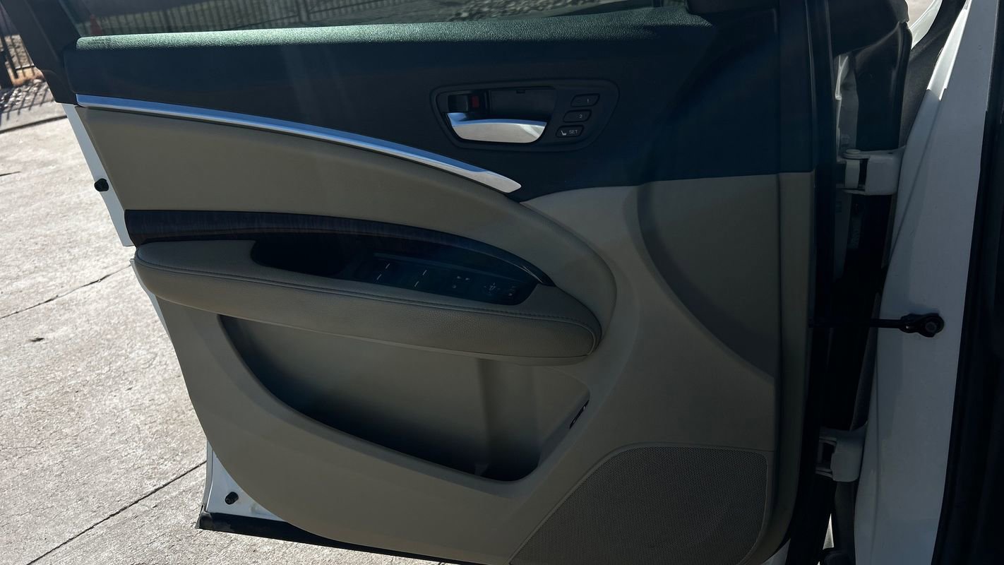 Used 2018 Acura MDX SH-AWD image 24