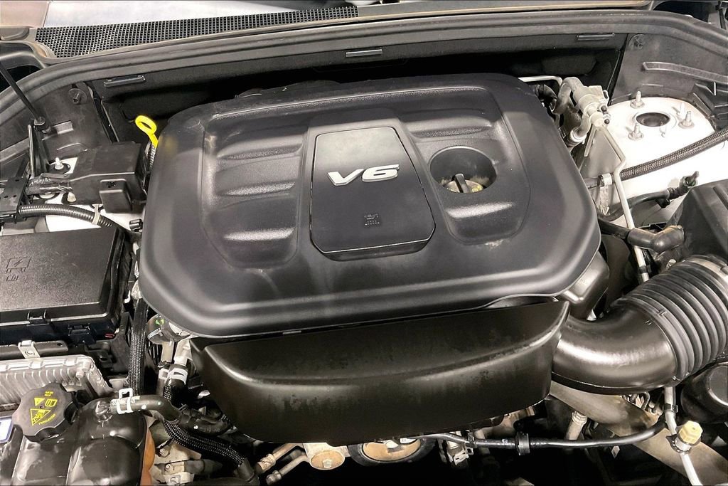 Used 2019 Jeep Grand Cherokee Altitude image 42