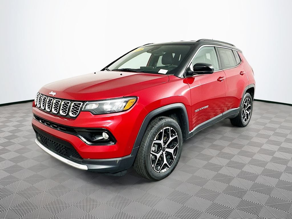 Certified 2025 Jeep Compass Limited AWD/4WD image 5