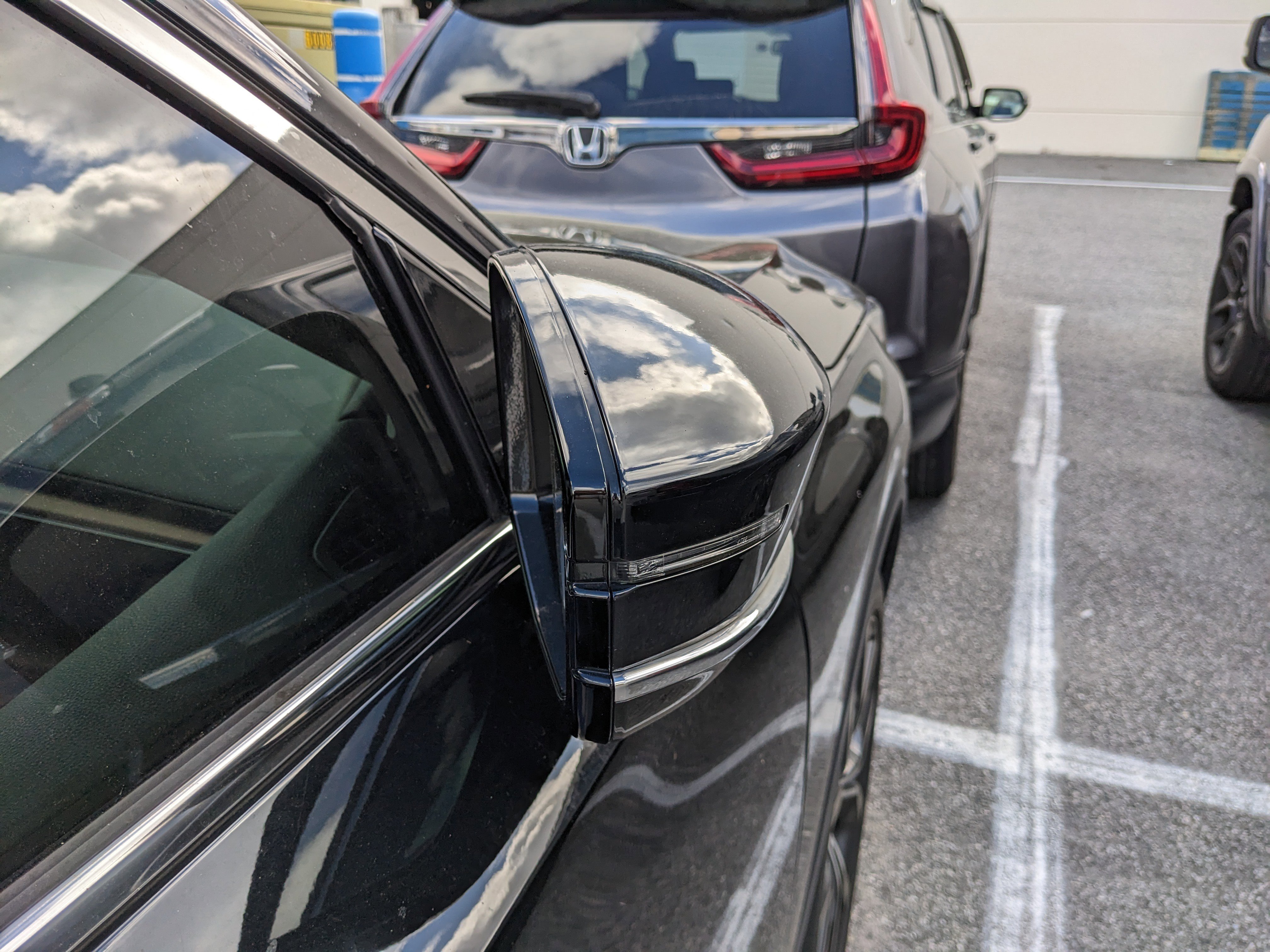 Used 2023 Acura MDX FWD w/ Technology Package image 17