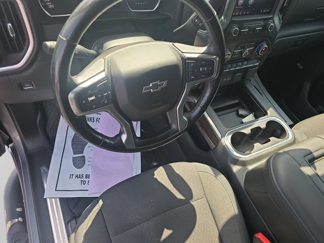 Used 2019 Chevrolet Silverado 1500 LT Trail Boss AWD/4WD image 17