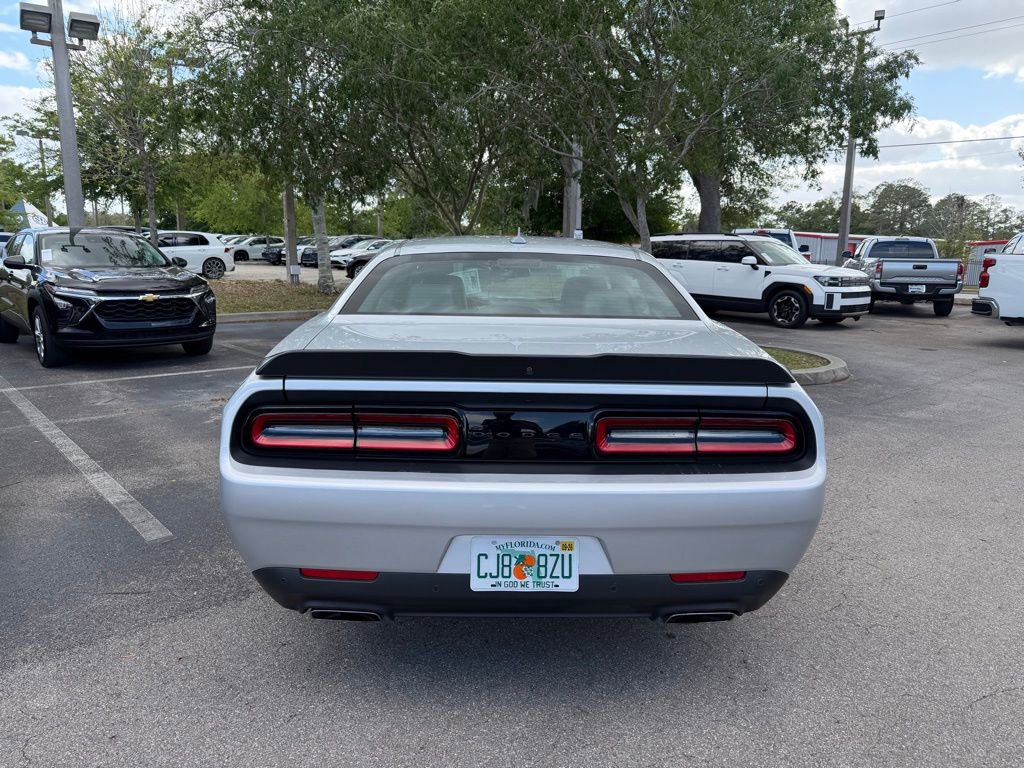 Used 2023 Dodge Challenger R/T w/ Plus Package image 5