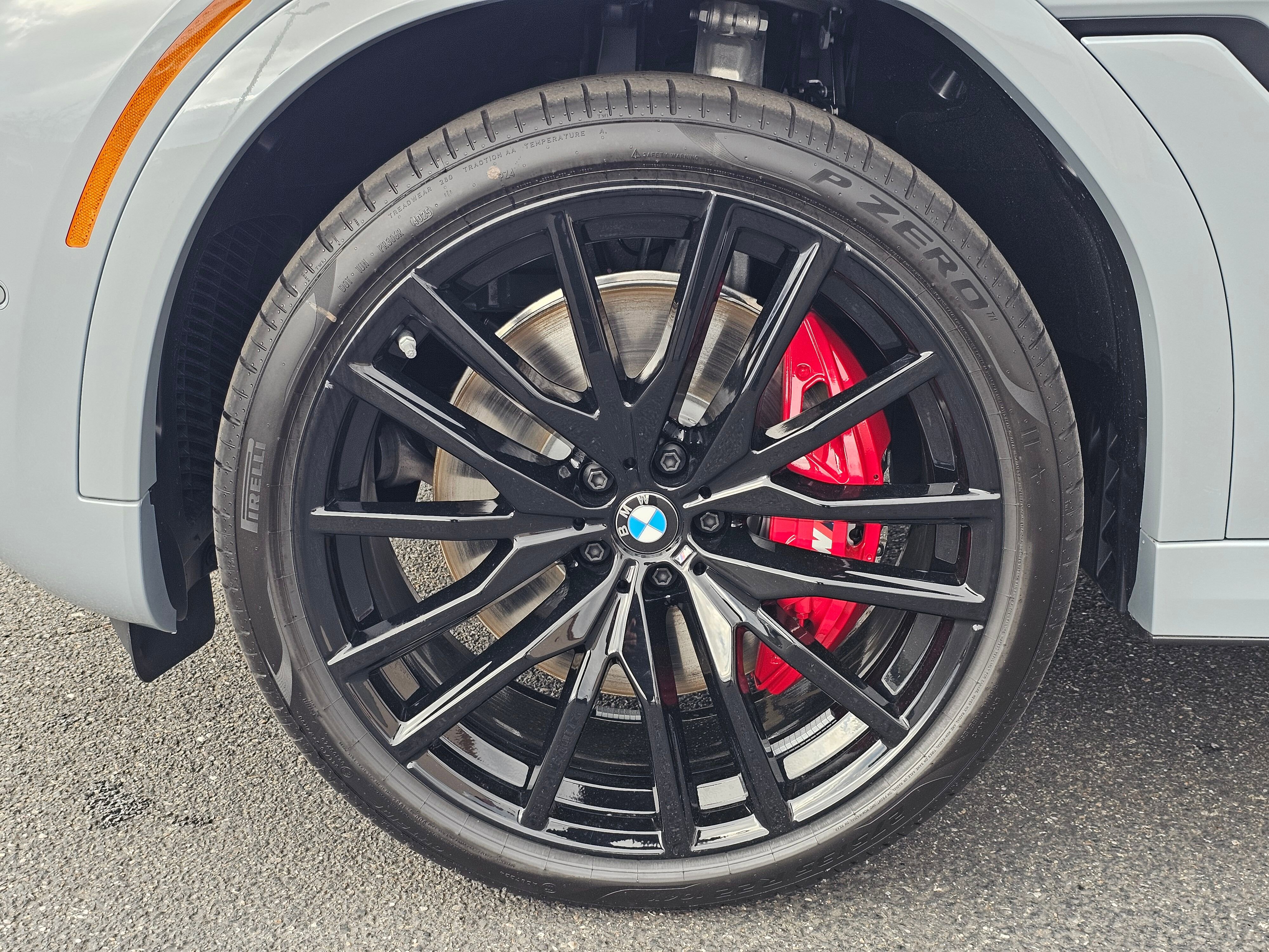 New 2026 BMW X6 M60i image 8