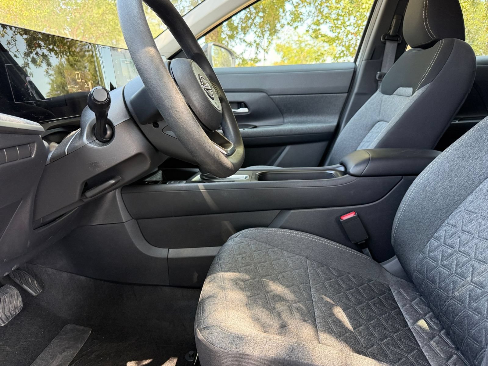 Used 2026 Nissan Kicks SV w/ Cold Weather Package AWD/4WD image 27