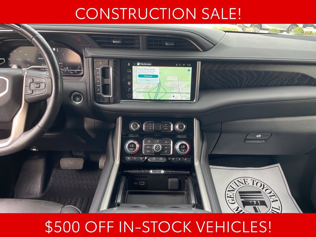 Used 2023 GMC Yukon Denali w/ Advanced Technology Package AWD/4WD image 13