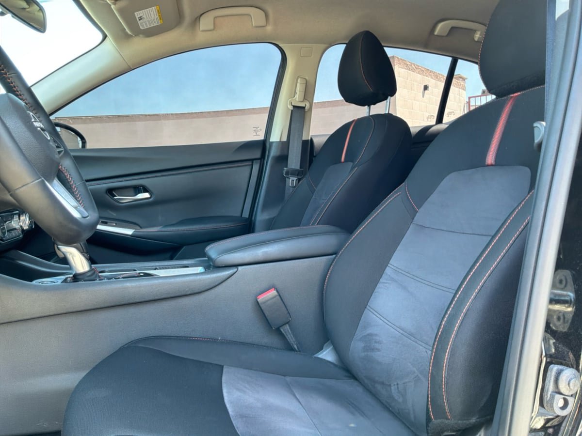 Used 2025 Nissan Sentra SR w/ Midnight Edition FWD image 17
