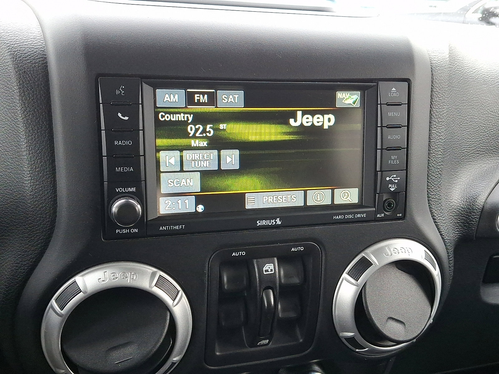 Used 2016 Jeep Wrangler Unlimited Sahara w/ Dual Top Group image 14