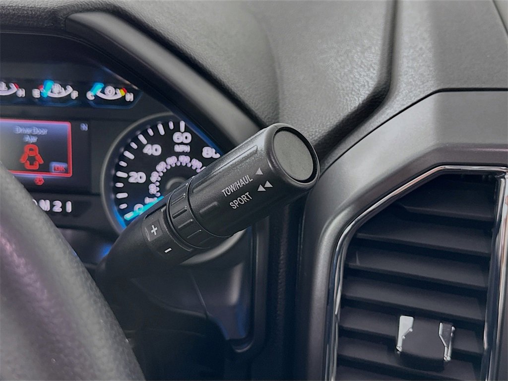 Used 2016 Ford F150 XLT w/ Equipment Group 302A Luxury image 17