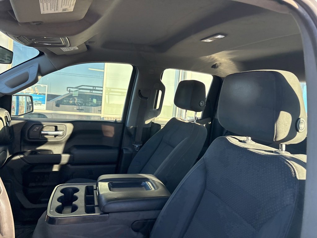 Used 2019 Chevrolet Silverado 1500 W/T w/ Trailering Package image 12