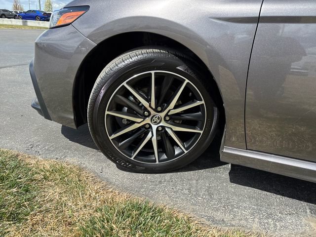 Used 2024 Toyota Camry SE image 26