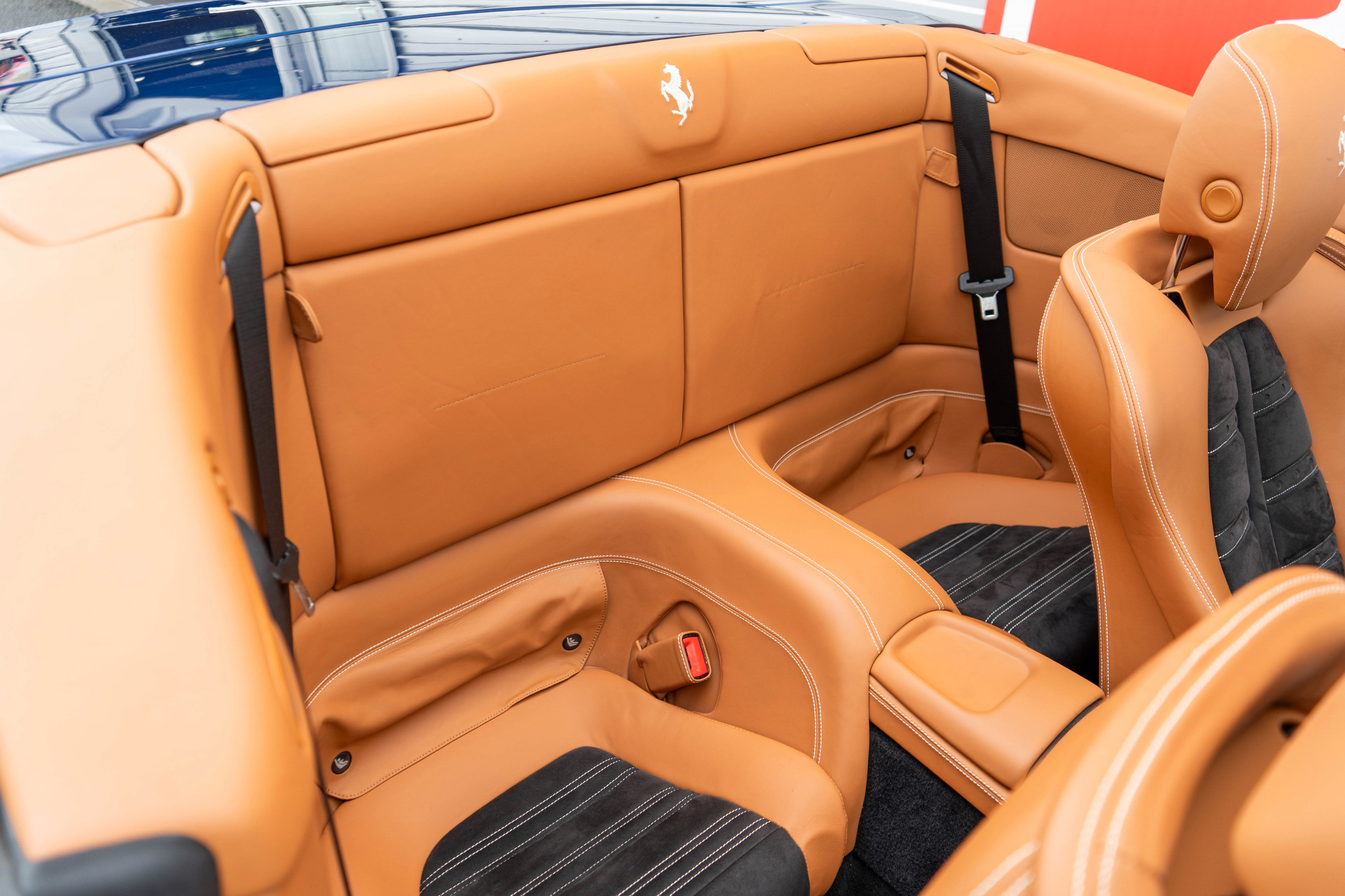Used 2012 Ferrari California RWD image 19
