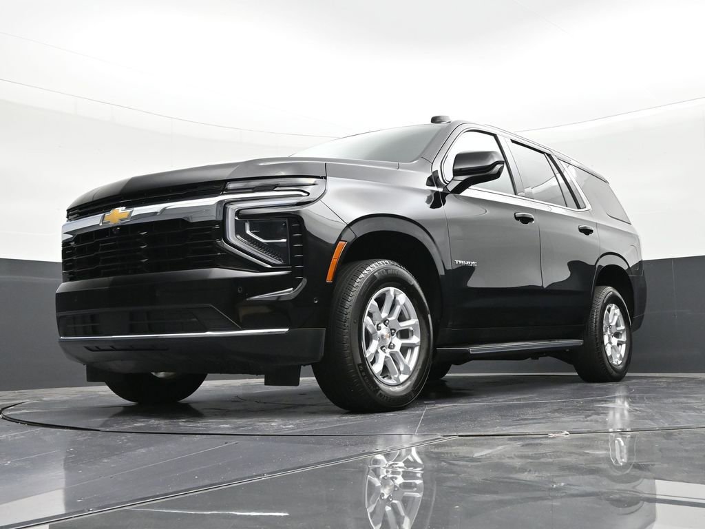 Used 2025 Chevrolet Tahoe LS RWD image 20