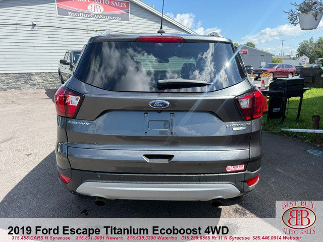 Used 2019 Ford Escape Titanium AWD/4WD image 4