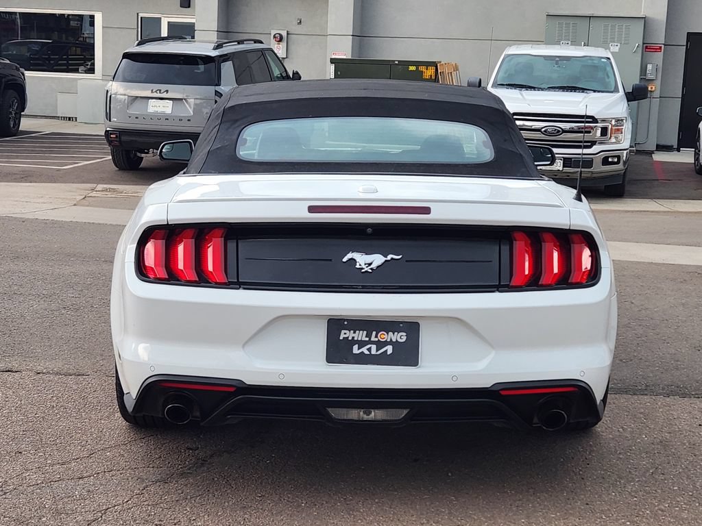 Used 2018 Ford Mustang Premium RWD image 6