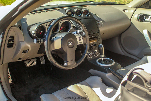Used 2004 Nissan 350Z Touring RWD image 41