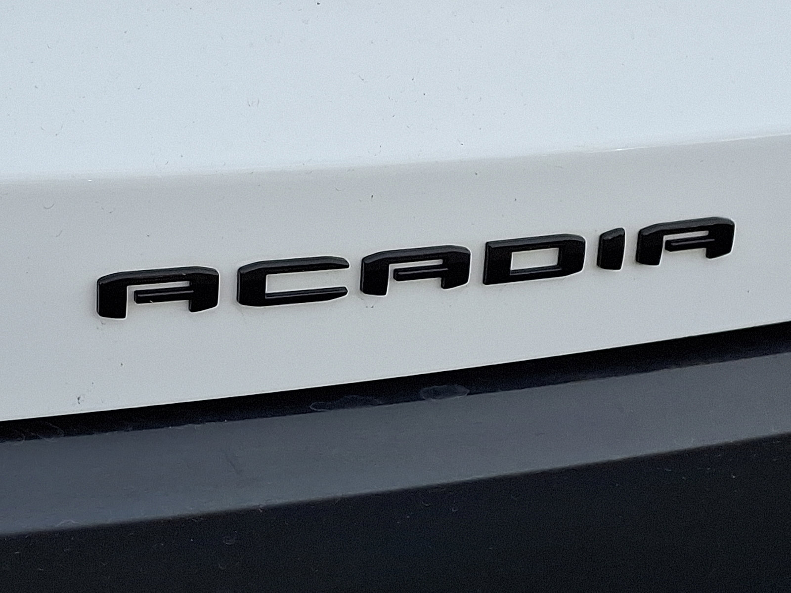 Certified 2023 GMC Acadia SLE w/ Driver Convenience Package image 32