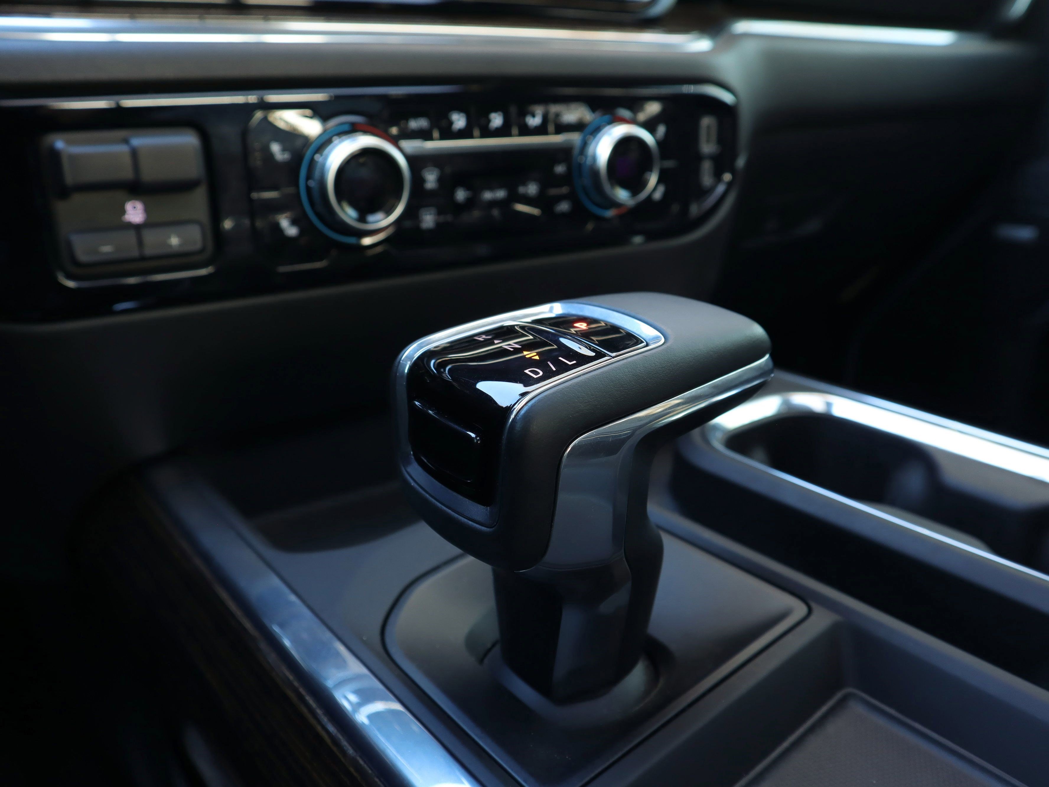 Used 2025 GMC Sierra 1500 Elevation w/ Elevation Premium Package image 13