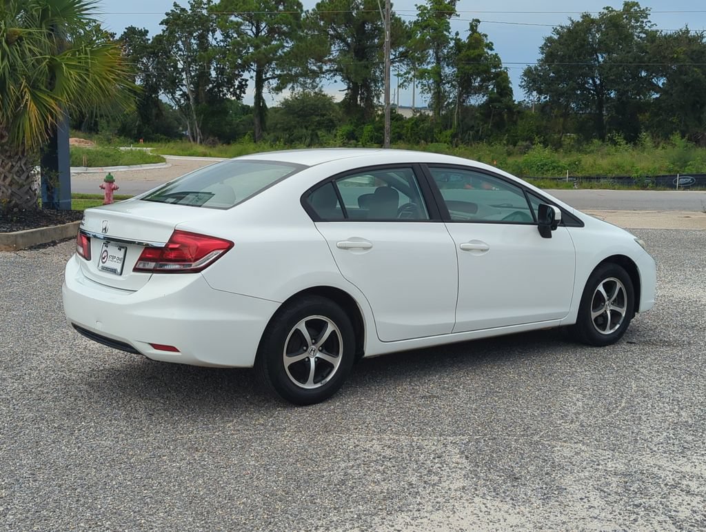 Used 2015 Honda Civic SE image 7