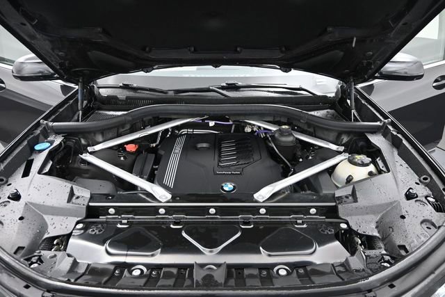 Used 2022 BMW X7 xDrive40i w/ Executive Package AWD/4WD image 27
