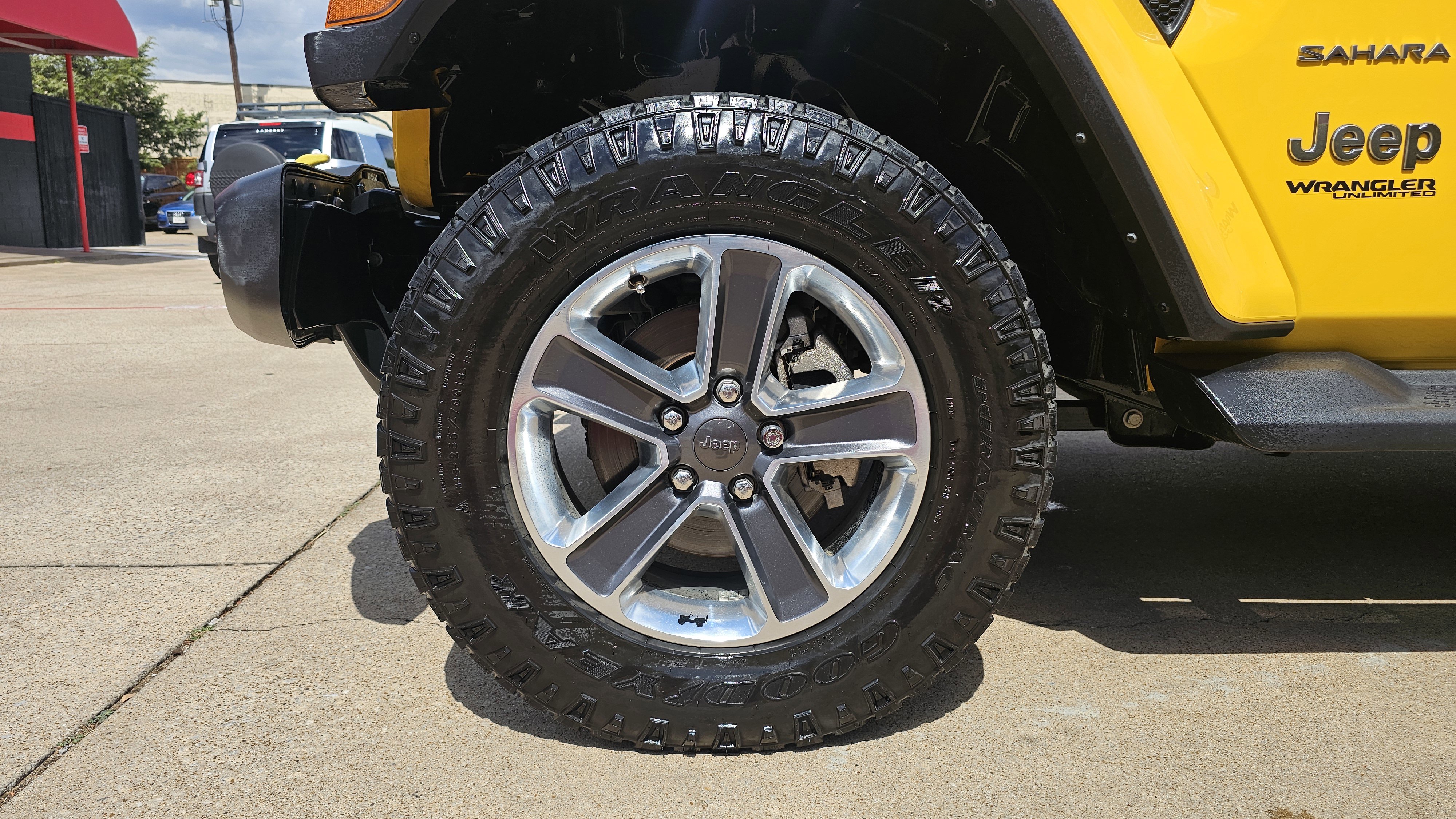 Used 2021 Jeep Wrangler Unlimited Sahara image 14