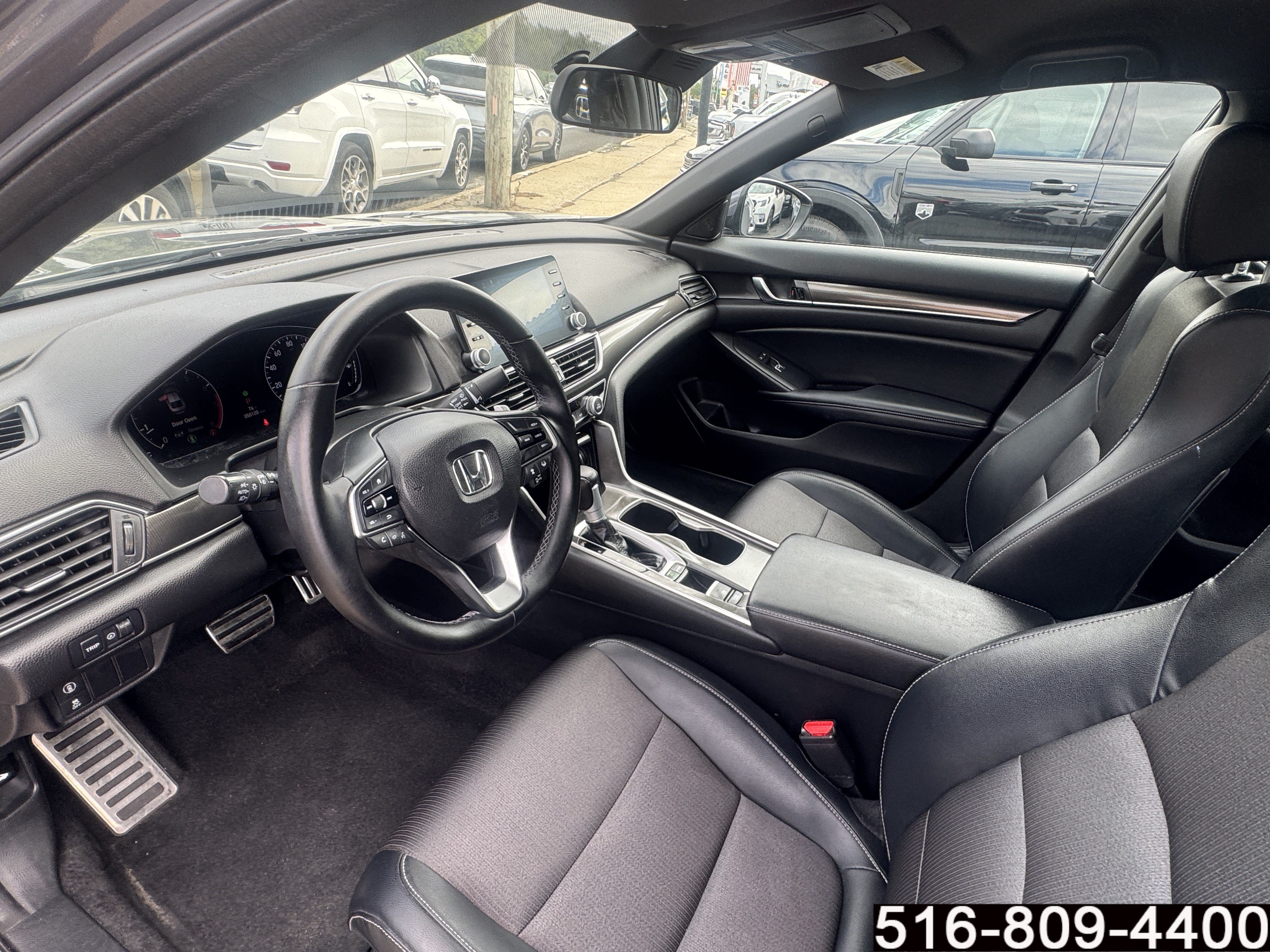 Used 2018 Honda Accord Sport image 23