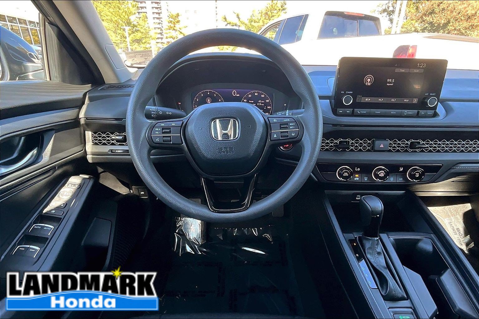 Used 2025 Honda Accord LX image 5