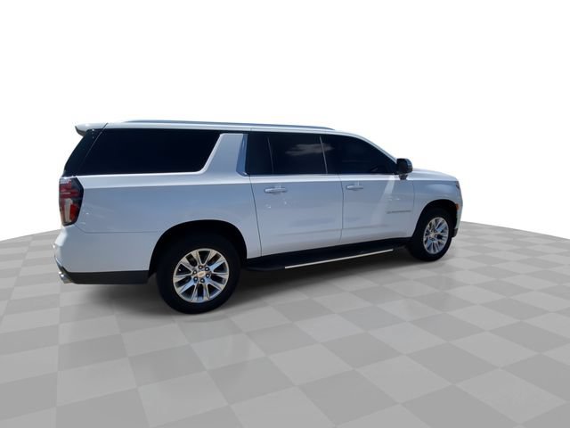 Used 2022 Chevrolet Suburban Premier AWD/4WD image 2