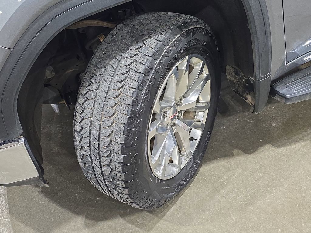 Used 2019 GMC Sierra 1500 SLT AWD/4WD image 32