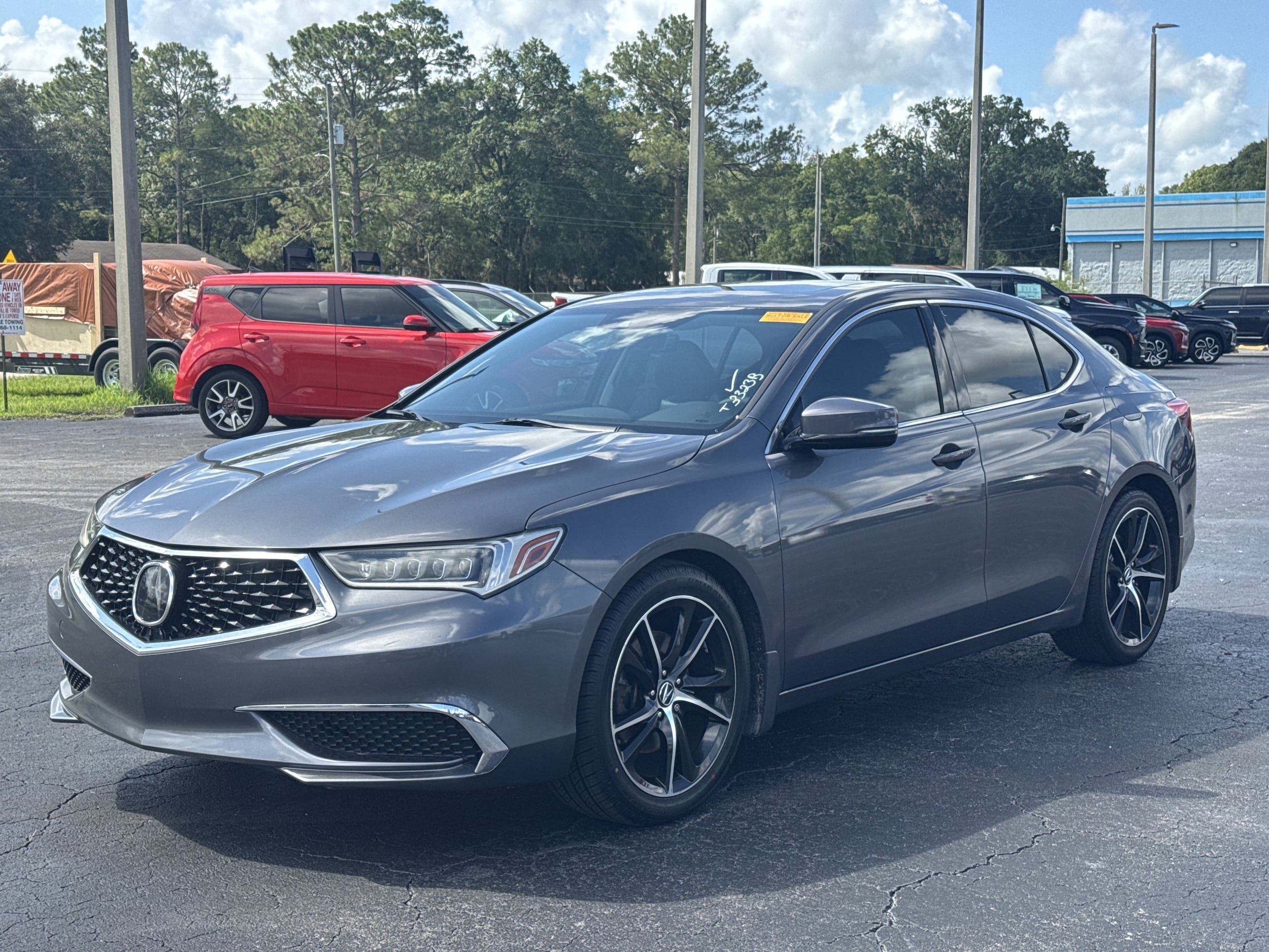 Used 2019 Acura TLX FWD image 4