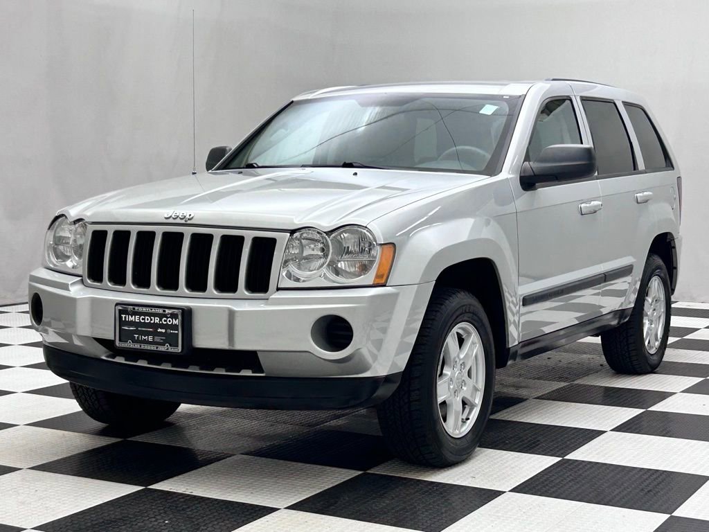 Used 2007 Jeep Grand Cherokee Laredo image 4