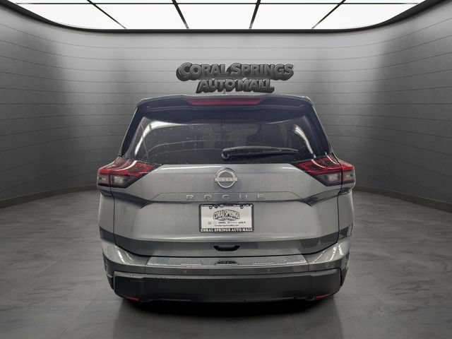 Certified 2026 Nissan Rogue SV FWD image 6