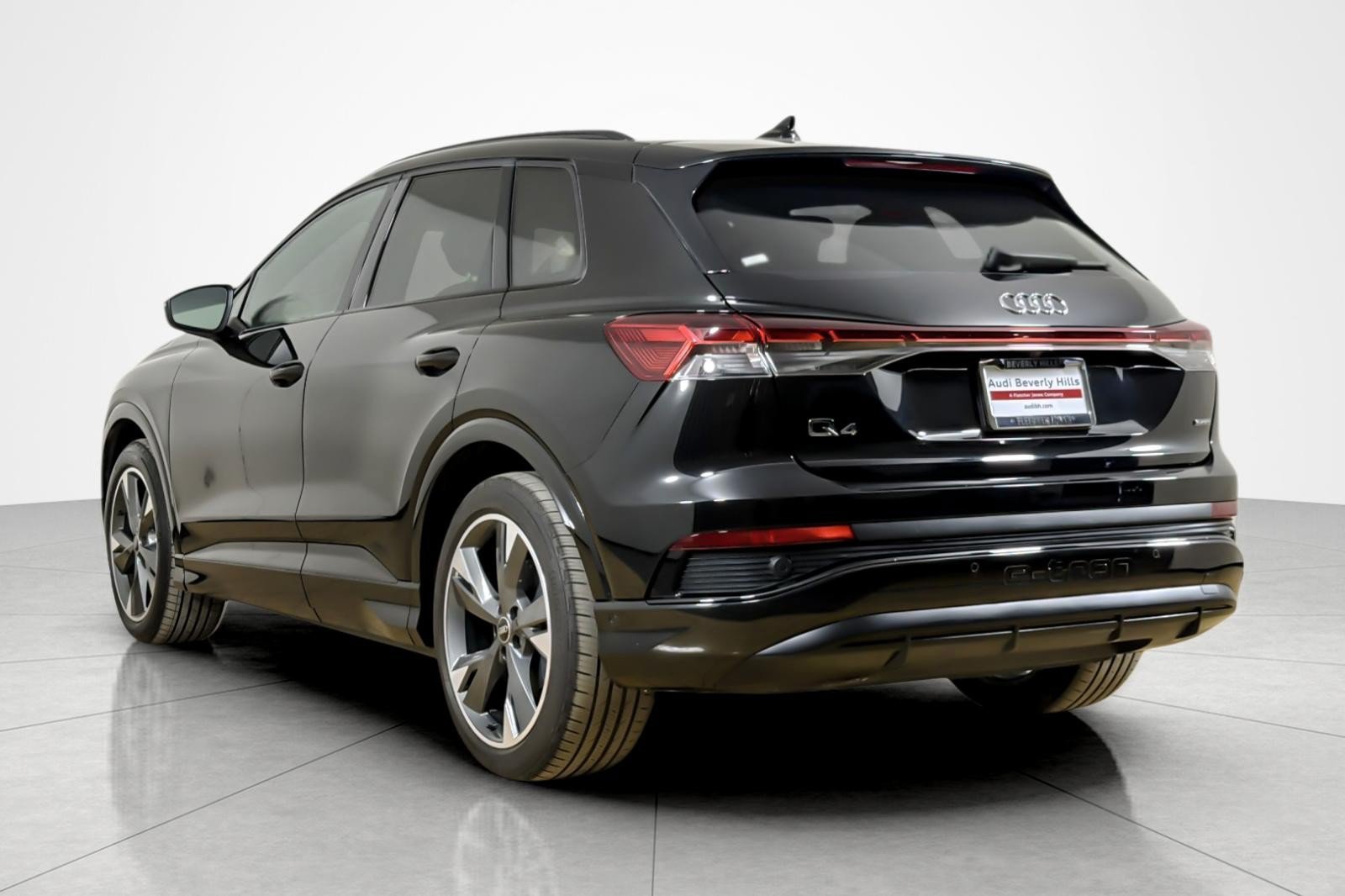 Certified 2024 Audi Q4 e-tron Prestige w/ Black Optic Package AWD/4WD image 3