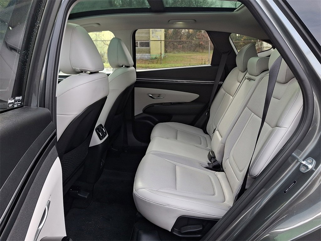 Used 2022 Hyundai Tucson Limited image 10