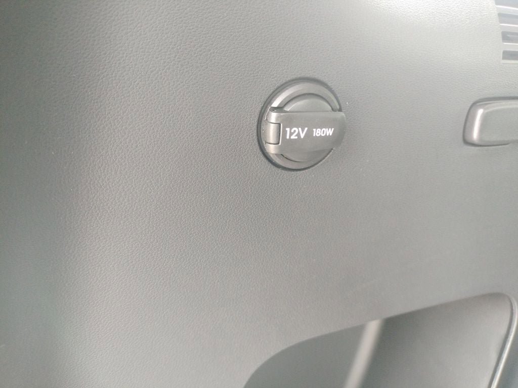 Used 2025 Hyundai Santa Fe SEL FWD image 40