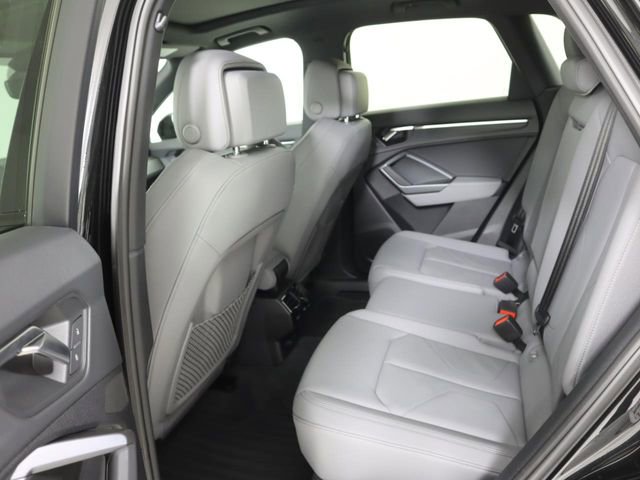 Certified 2025 Audi Q3 2.0T Premium w/ Convenience Package image 15
