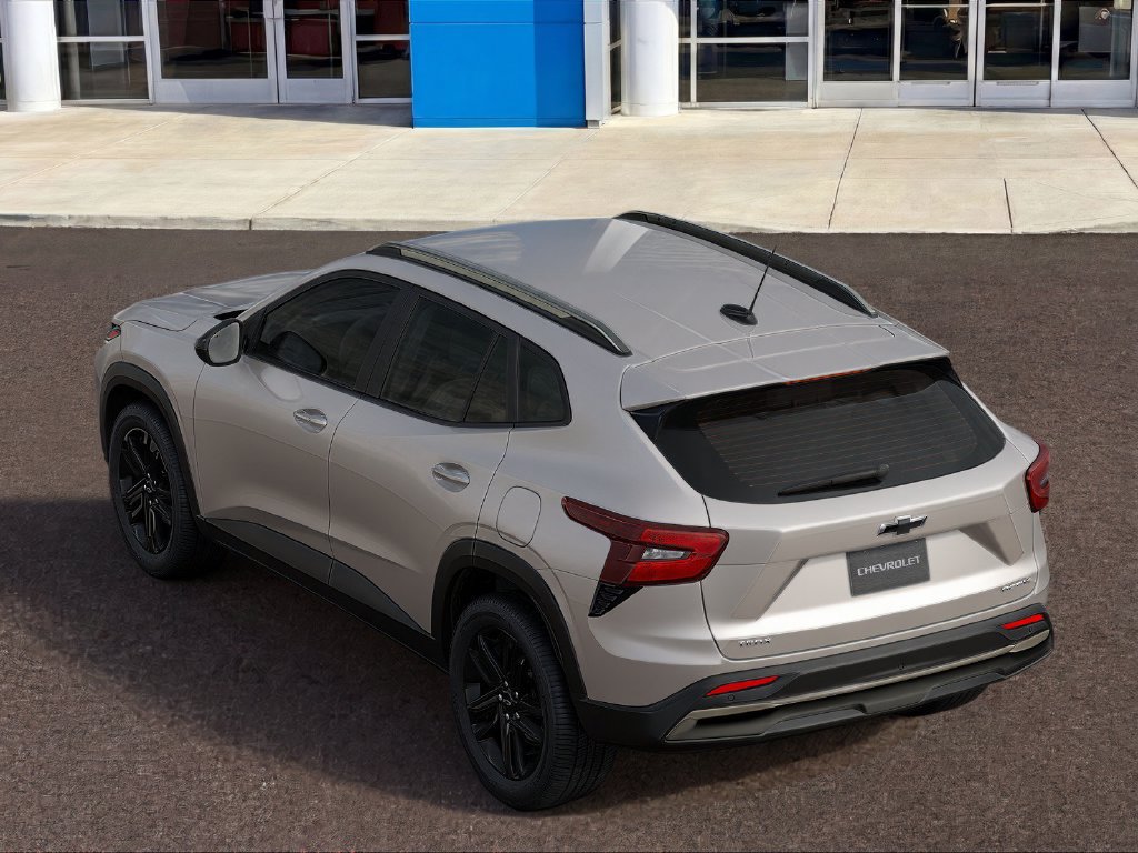 New 2026 Chevrolet Trax ACTIV w/ Driver Confidence Package FWD image 2