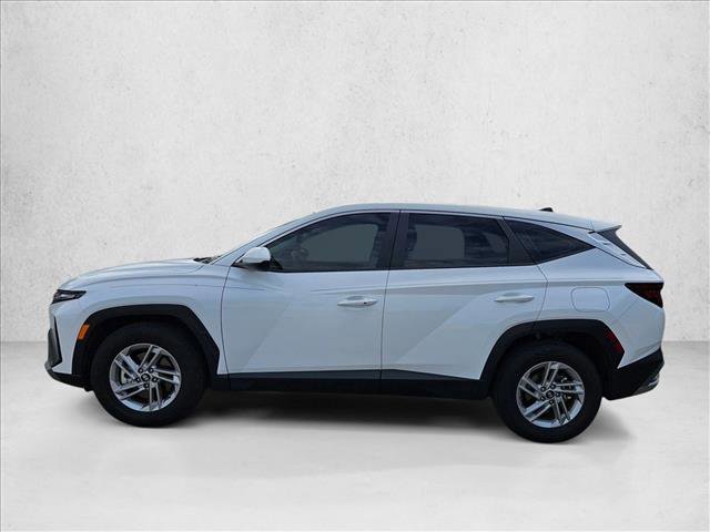 Certified 2025 Hyundai Tucson SE image 9